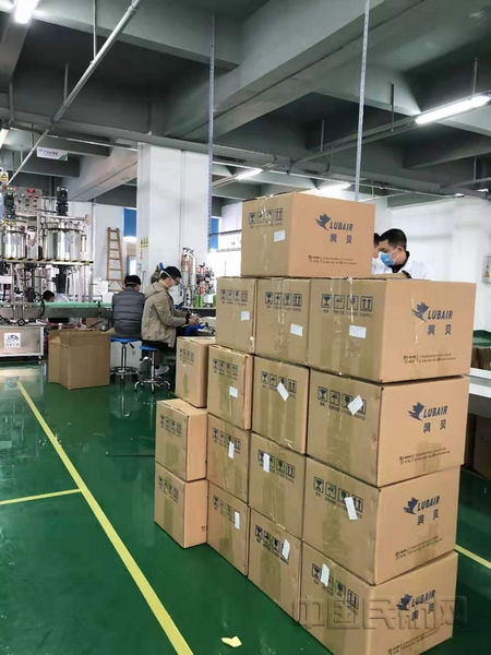 潤貝化工開足馬力生產(chǎn)航空消毒用品，深圳運(yùn)輸助力疫情防控